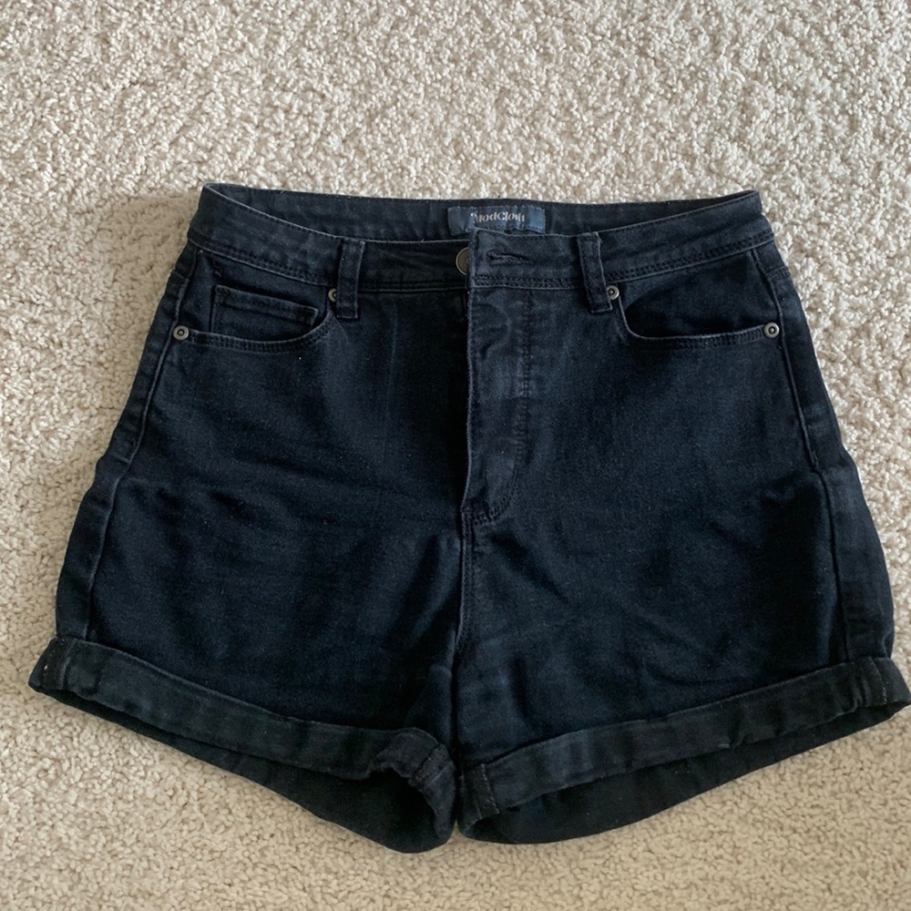 ModCloth black denim shorts, size 6